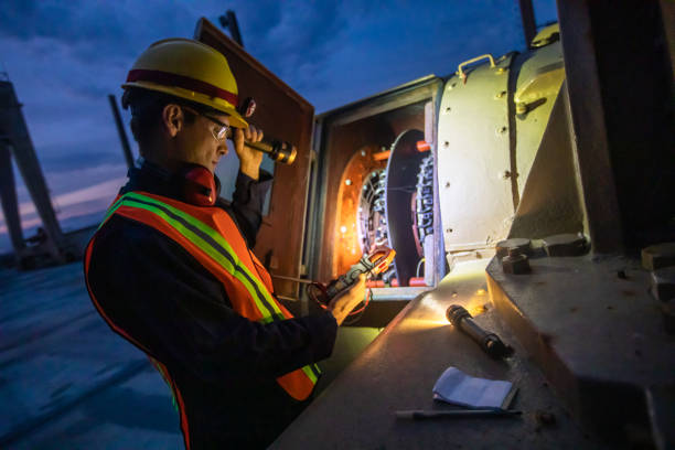 Best Affordable Emergency Electrician  in Durant, MS